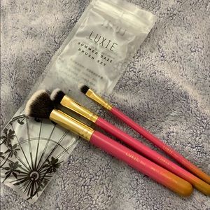 LUXIE Summer Daze brush set
